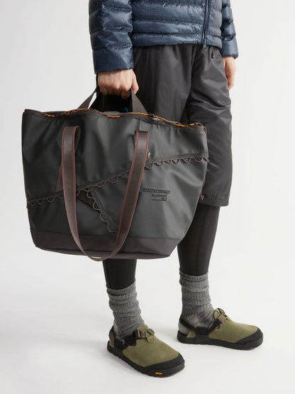 クレッタルムーセン（KLATTERMUSEN） エルユドナー 25L（Eljudner Bag 25L）10295  カラー：Raven