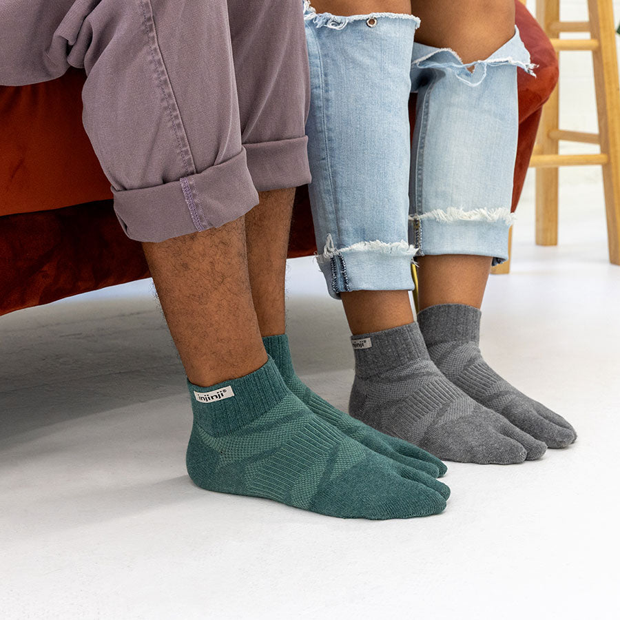 インジンジ　スプリットトゥミニクルー　ジュニパー　着用写真