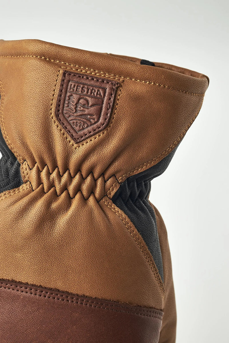 ヘストラ　リミックス ミット　ブラウン　コーク　腕元