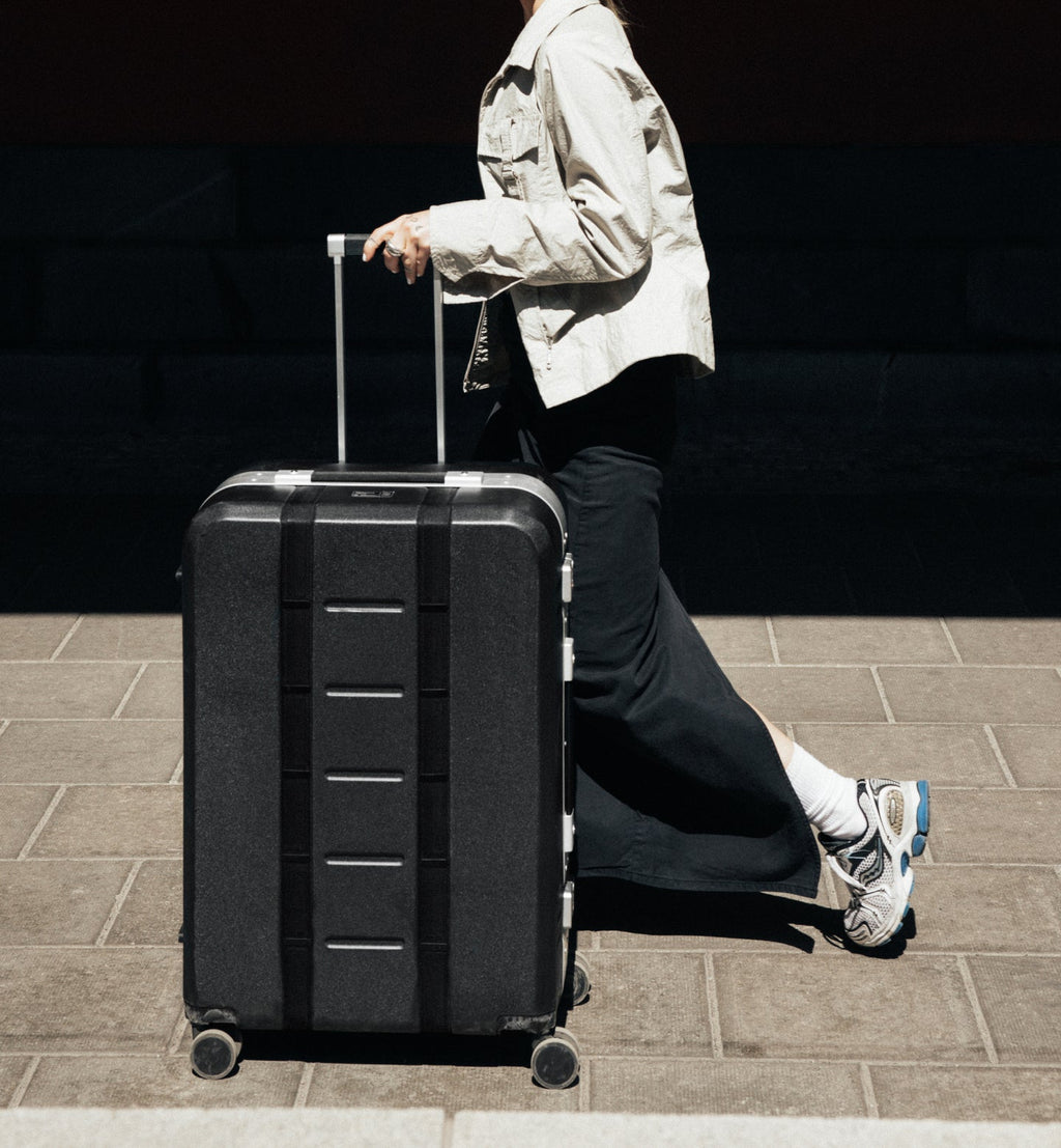 Db Ramverk Pro Check-in Luggage Large