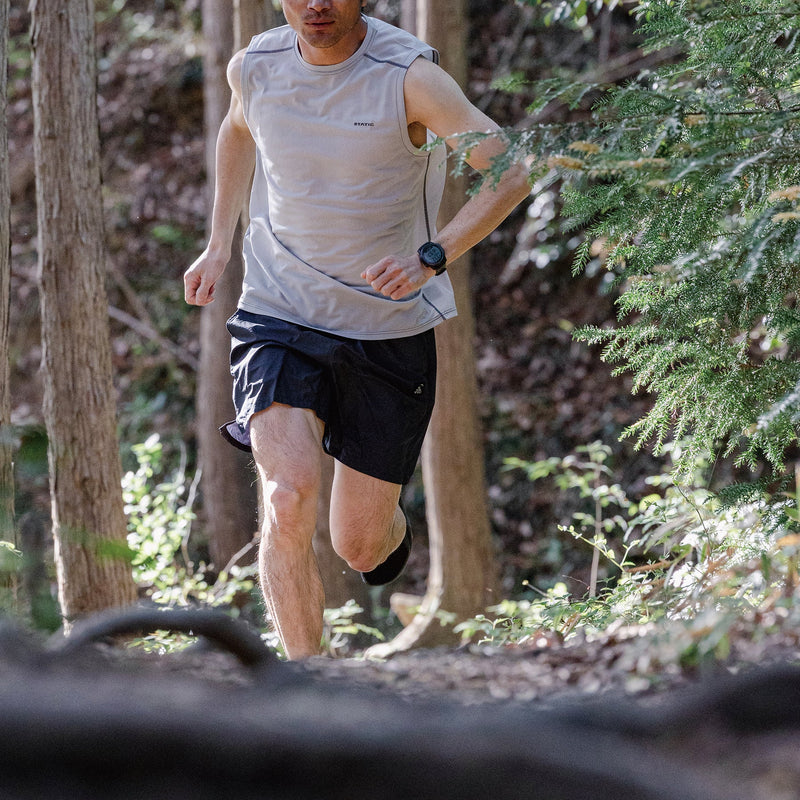 STATIC HIVE SLEEVELESS