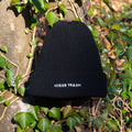 ハイカートラッシュ　DO NOT SLEEP BEANIE　ブラック　正面