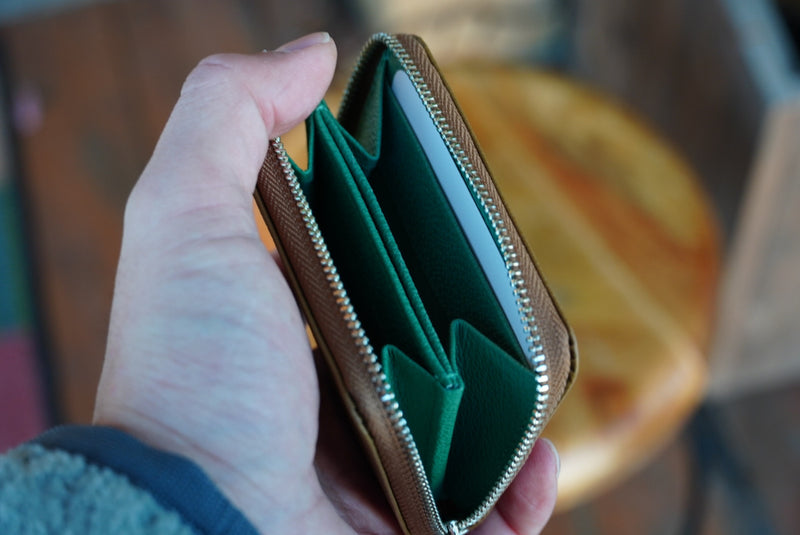ロウロウマウンテンワークス（RawLow Mountain Works）Hillary Wallet 03（コイン）