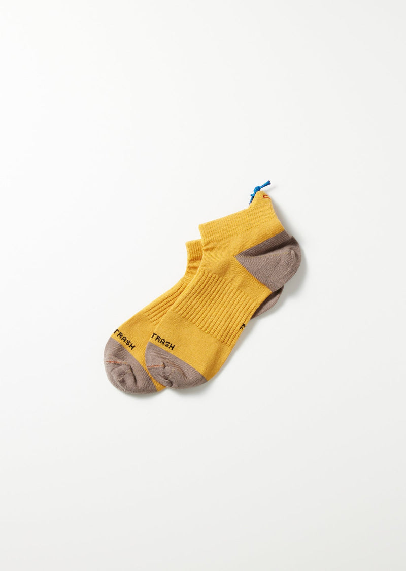 ハイカートラッシュ　HIKE＆RUN　
YELLOW / GRAY　正面