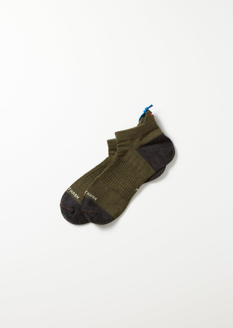 ハイカートラッシュ　HIKE＆RUN　
OLIVE / CHARCOAL　正面