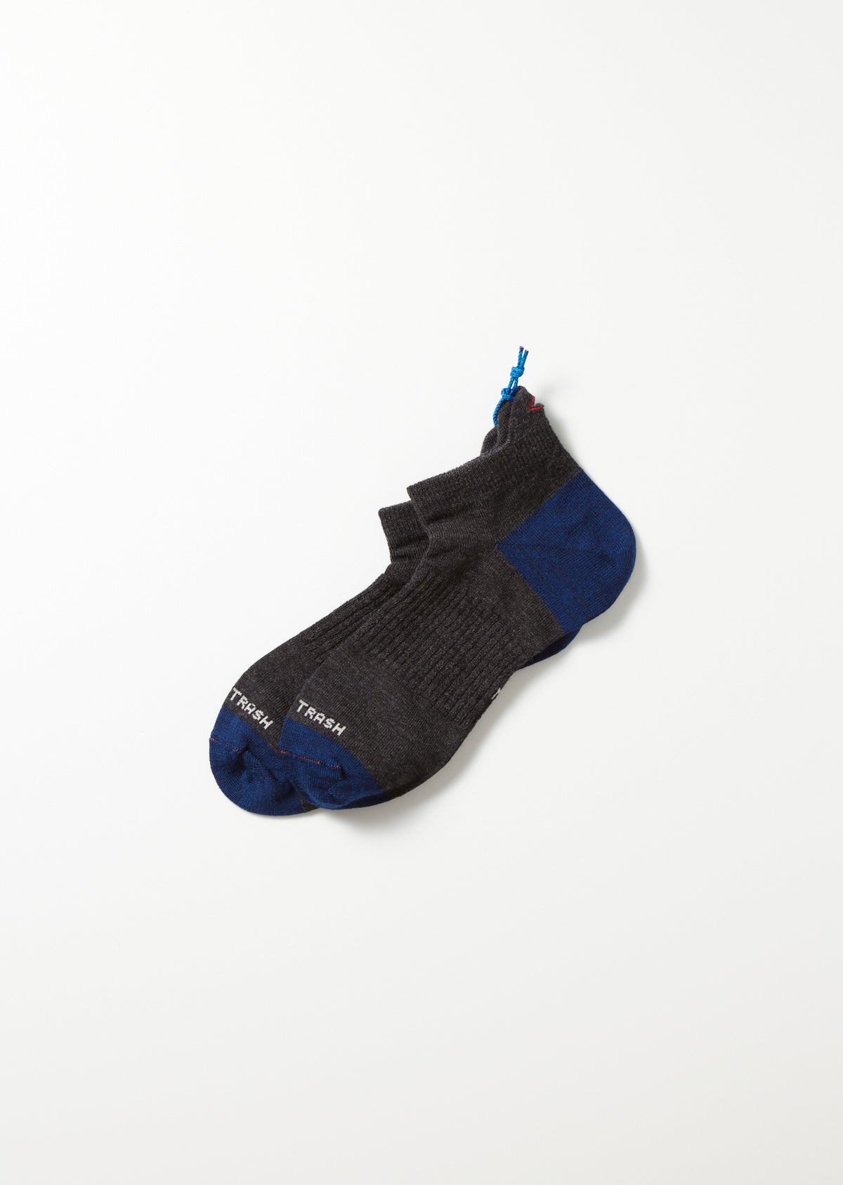 ハイカートラッシュ　HIKE＆RUN　
CHARCOAL / NAVY　正面