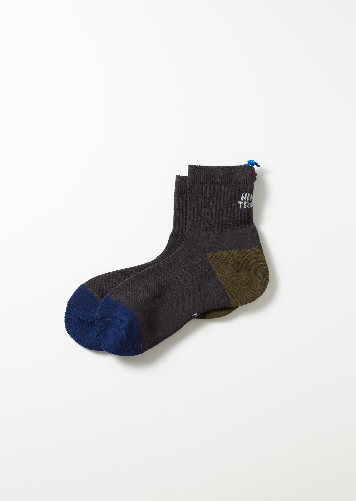 ハイカートラッシュ　TRAIL MAGIC HIKE TREK MID　CHA / OLI / NVY　正面