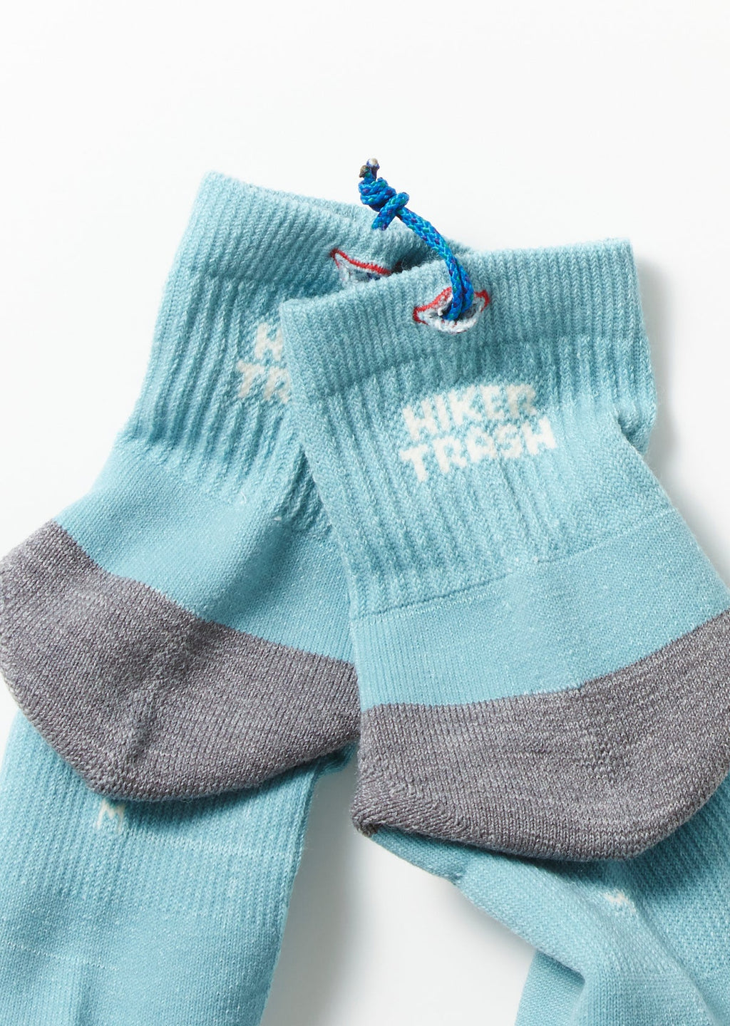 ハイカートラッシュ　TRAIL MAGIC HIKE TREK MID　L.BL / M.GR / L.GR　ロゴ