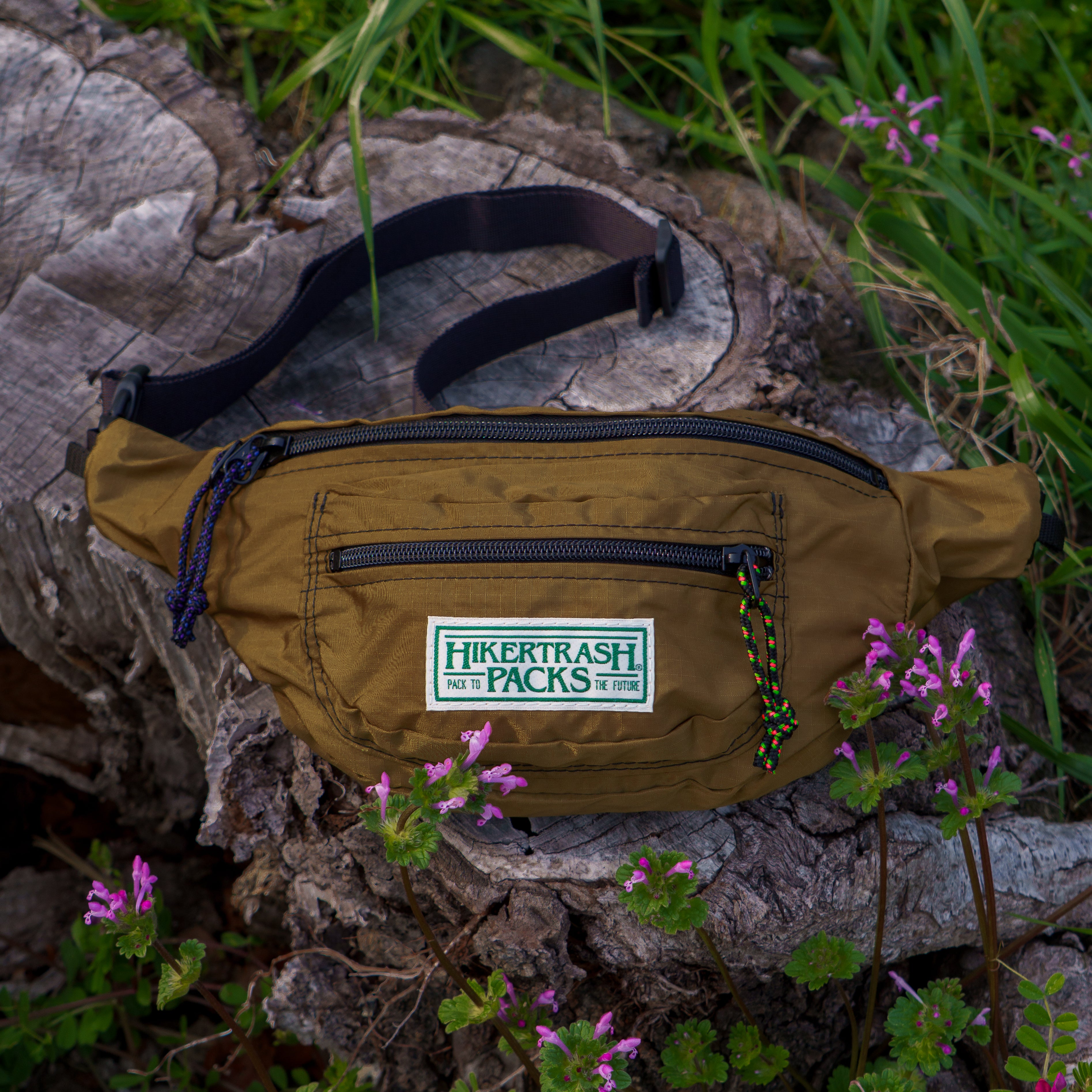 バッグ HIKER TRASH PACK TO THE FUTURE HIKER TRASH PACK TO THE FUTURE – MOOSE