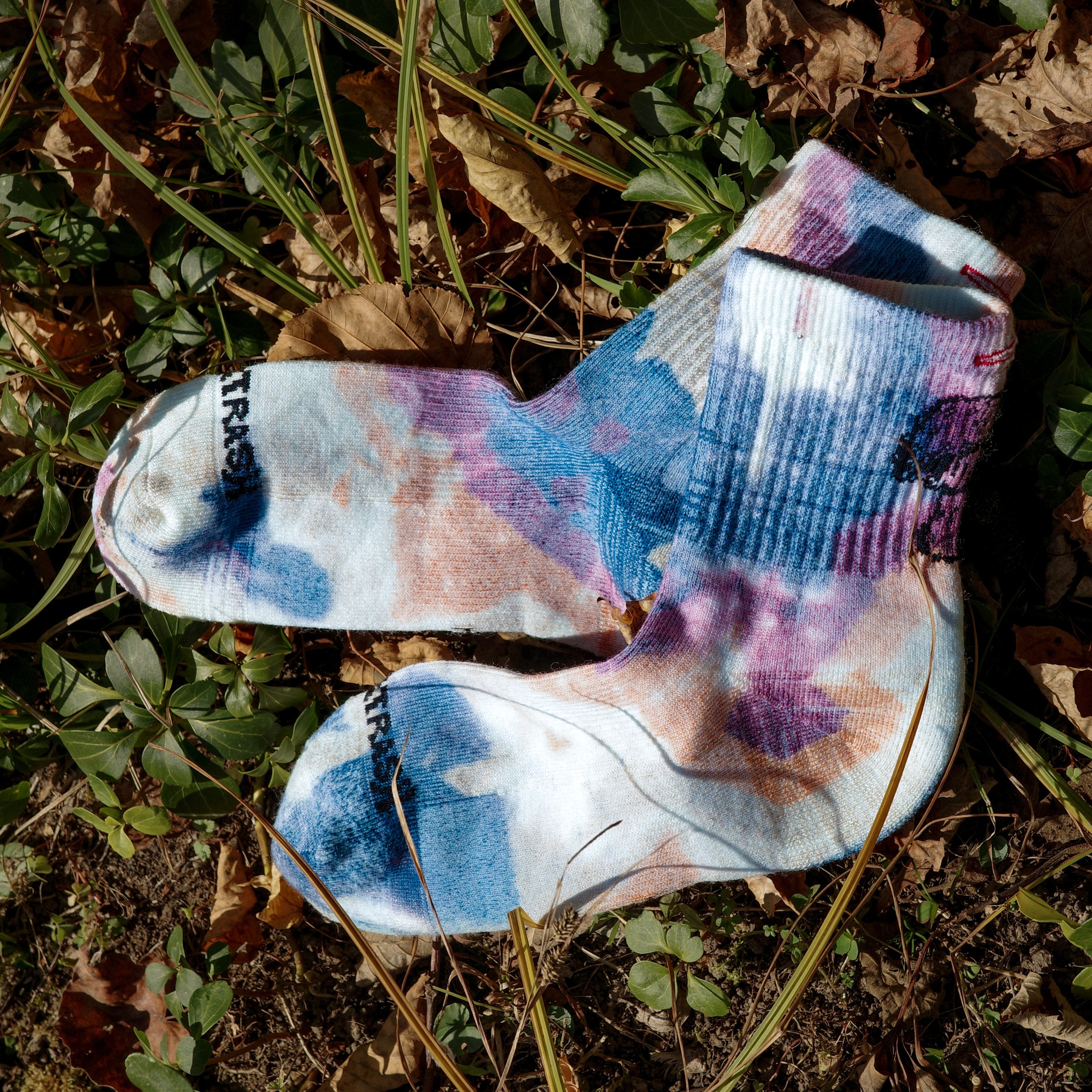 HIKER TRASH DAY DREAMER HIKE TREK MID-1