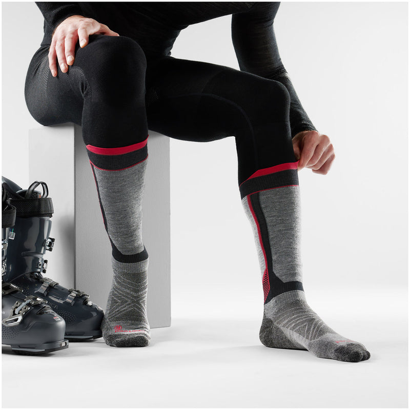 スマートウール　イントラニット スキー ターゲットクッション　ブラック　着用写真