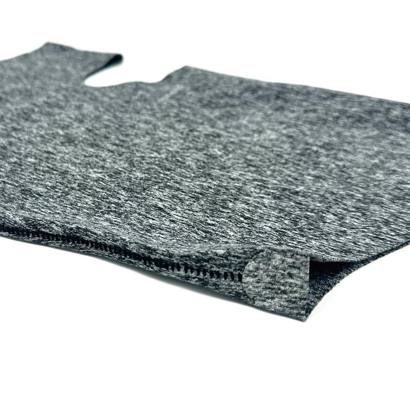 アウターユー　バラ　グレー　薄さ