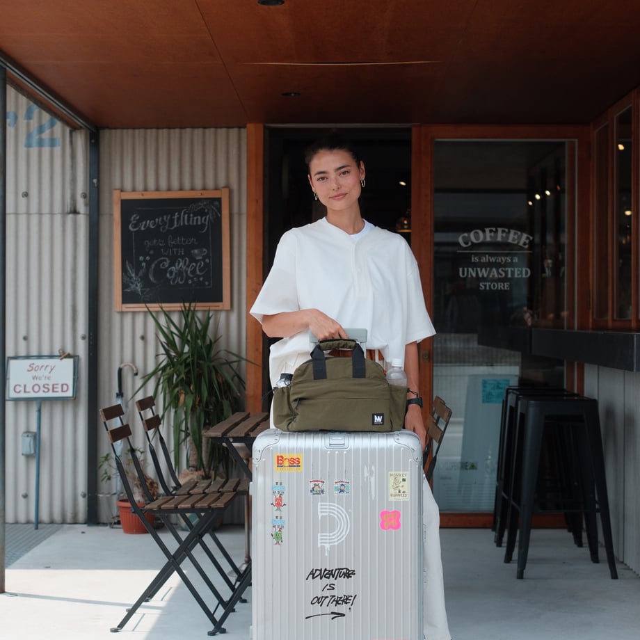 ネバーウェステッド　プレイリップ　カーキ　着用画像