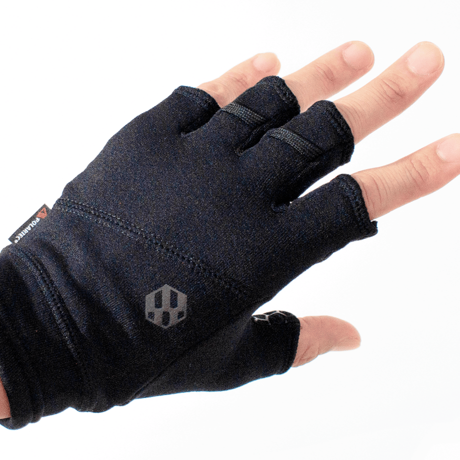 ハンズオングリップ　リバティーハーフフィンガー　ブラック　着用画像　