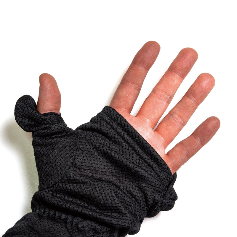 static-adrift-mitten-2