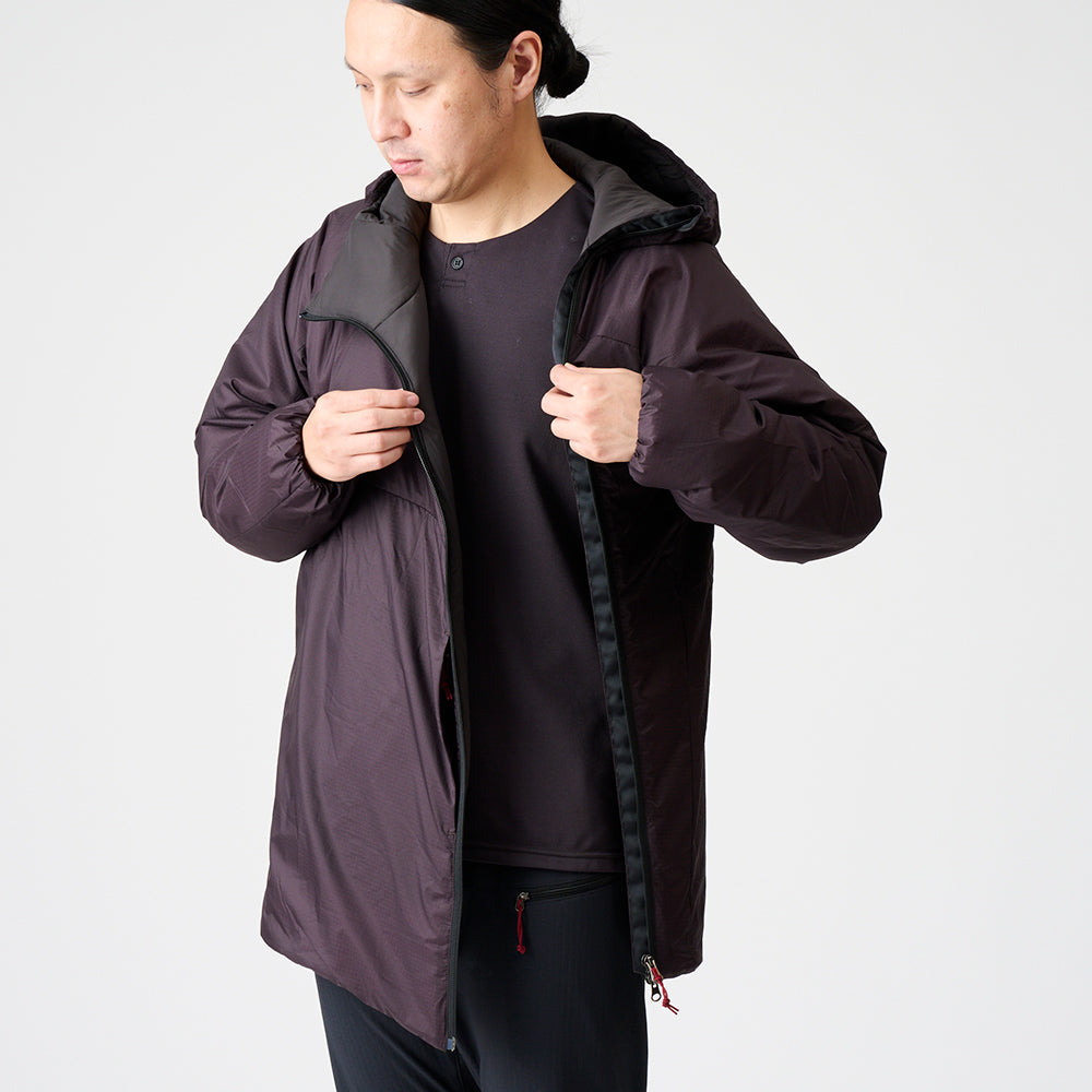 アクシーズクイン ヨヒヤミ クロマメ 正面ジップ開けた写真