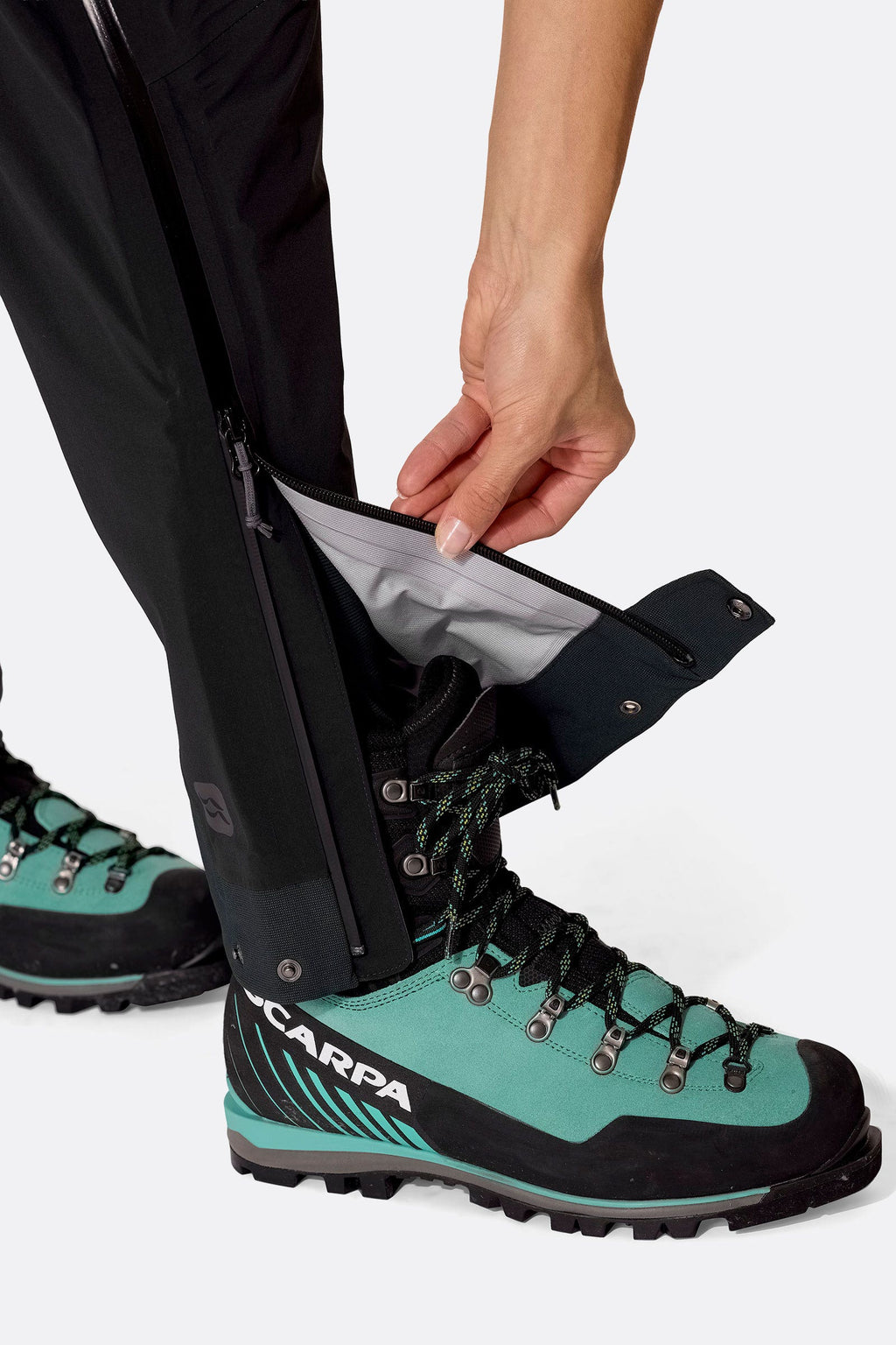 Rab【女性用】Firewall Guide Pants