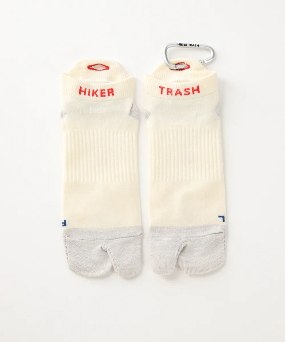 ハイカートラッシュ（HIKER TRASH） ZEN SOCKS ”HIKE＆RUN” HT30005 カラー：WHITE / GRAY