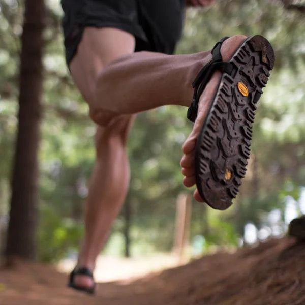 LUNA SANDALS Retro Oso Flaco