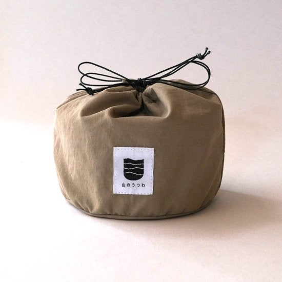 "Yama no Utsuwa" dedicated staff bag (S) Color: Sand Beige